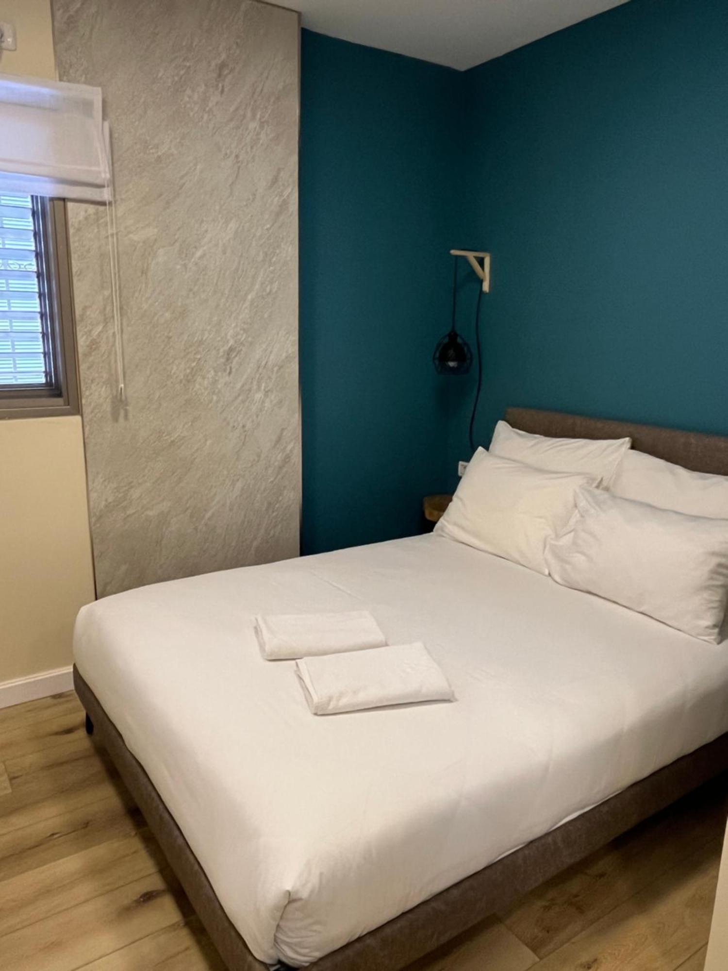 Domus Bat Galim Hotel Хайфа Екстер'єр фото